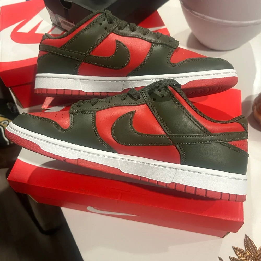 Nike dunk low size 12 - Picture 2 of 7